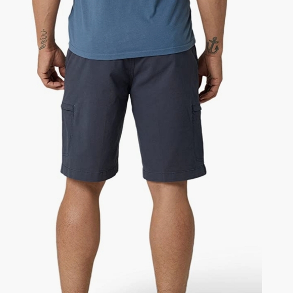 BNWT Lee Mens Big & Tall Performance Series Extreme Comfort Welt Cargo Short - Picture 2 of 11